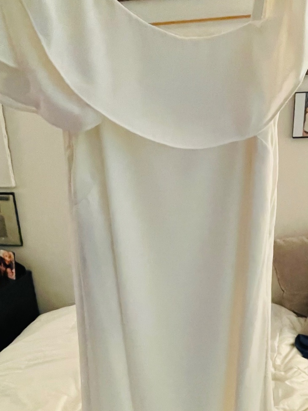 Rachel Roy size 6 white off shoulder silk like dress